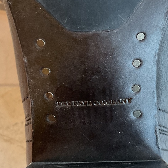 Frye women’s Lucinda Short boot - Picture 10 of 11